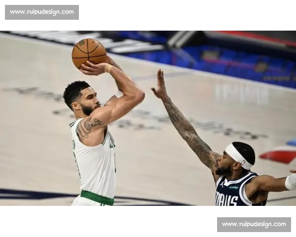 尼克斯对决活塞焦点之战揭示东部格局新变化季后赛走势与年轻核心碰撞