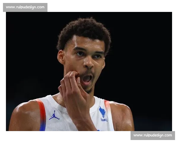 篮球史上张伯伦对决拉塞尔重塑NBA中锋时代的巅峰宿命之战