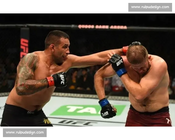 UFC温顿VS锤子巅峰对决力量技术与意志的终极较量八角笼历史性一战 UFC温顿VS锤子巅峰对决力量技术与意志的终极较量八角笼历史性一战