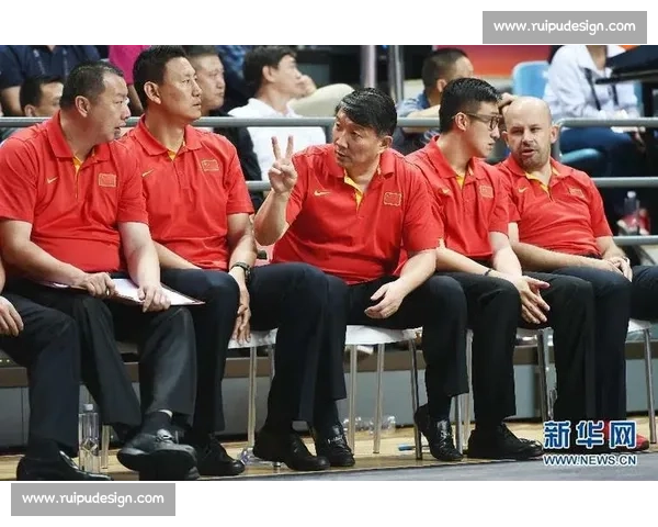 中国男篮对阵新加坡全解析 赛场表现与战略布局深度剖析 中国男篮对阵新加坡全解析 赛场表现与战略布局深度剖析